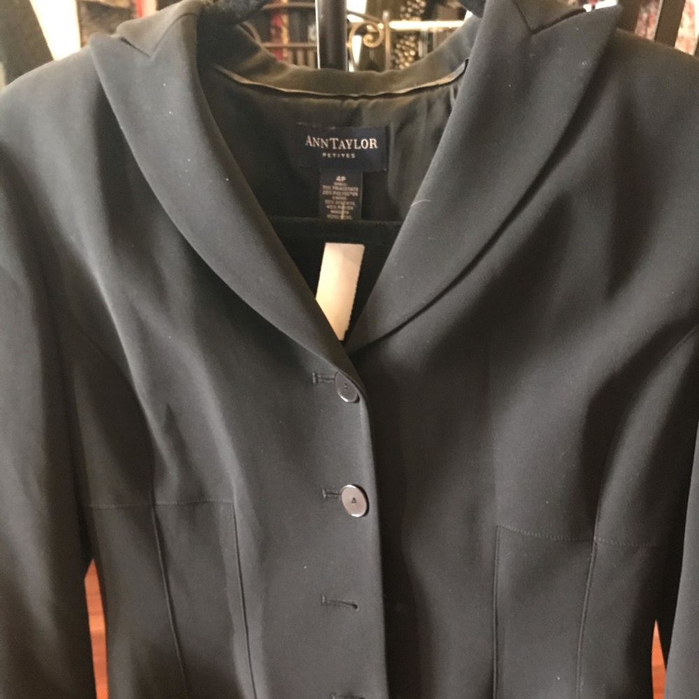 4/$25 Black Ann Taylor blazer
